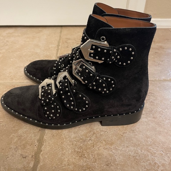 Givenchy Elegant Studs Ankle Boots in Black Suede 37.5 - Picture 3 of 7